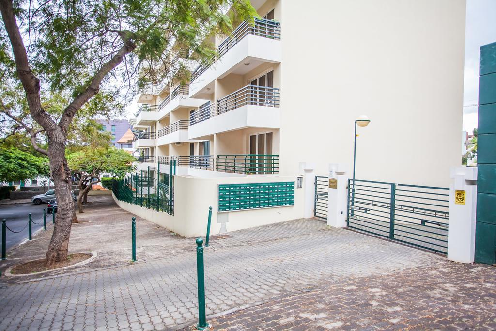 شقة فونشال  في Apartamento Caires المظهر الخارجي الصورة